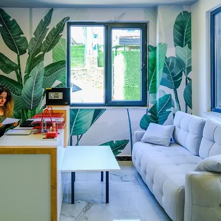 Silence Garden Grp Apartment *